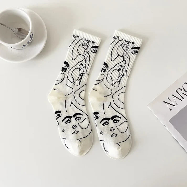 Artistic Faces™ - Abstract Line Art Socks